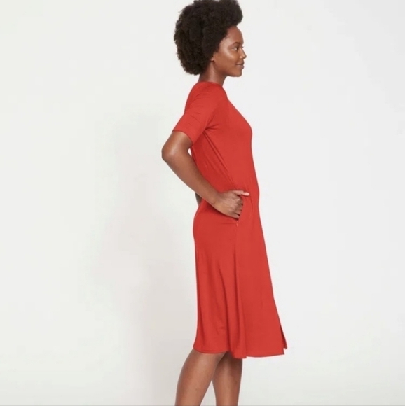 Universal Standard Poise Red V-neck Zipper Pocket Comfy Midi Dress Size XS 10/12 - Picture 2 of 12